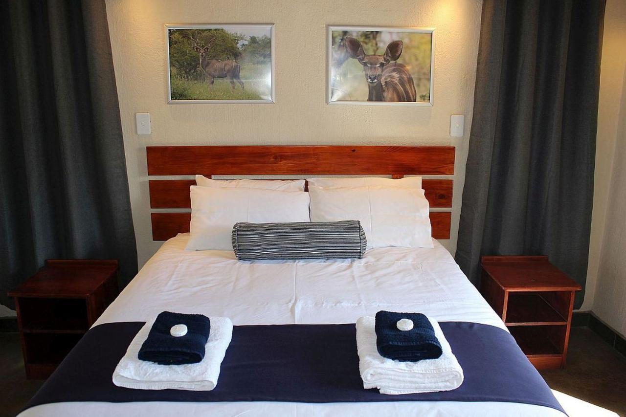 הודספרויט Woodpecker Lodge B&B מראה חיצוני תמונה
